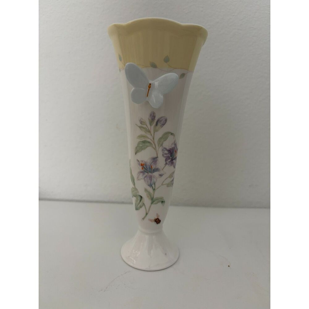 Vtg Lenox Butterfly meadow porcelain bud vase the applied butterfly